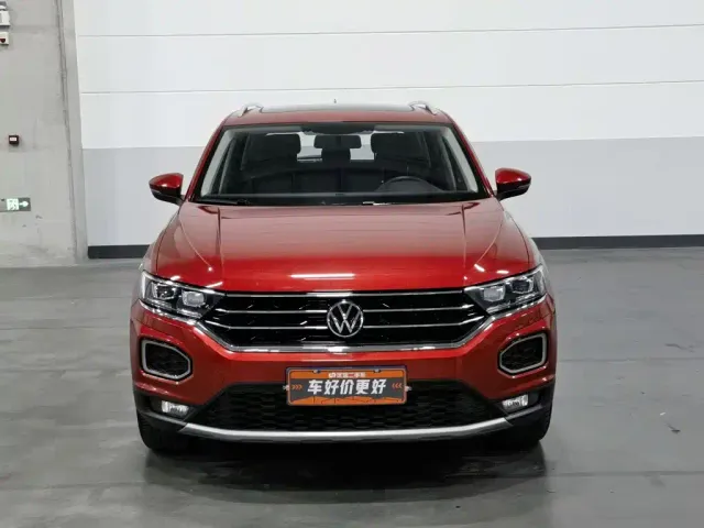 Volkswagen T-Roc — Фото автомобиля 3