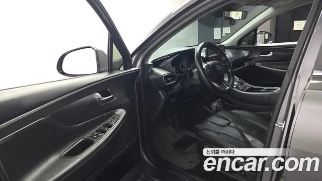 Hyundai Santafe — Фото автомобиля 10