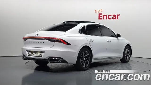 Hyundai Grandeur (New) Hybrid — Фото автомобиля 2
