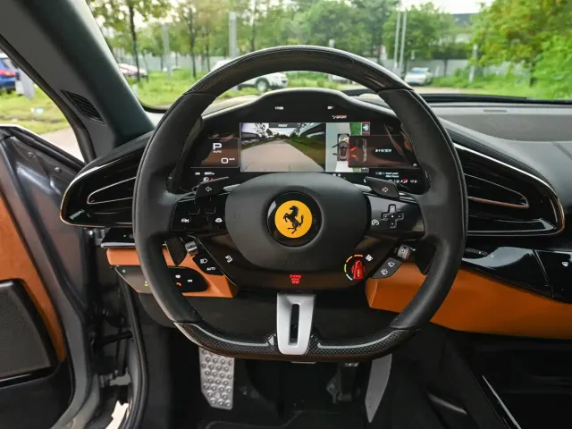 Ferrari Purosangue — Фото автомобиля 7