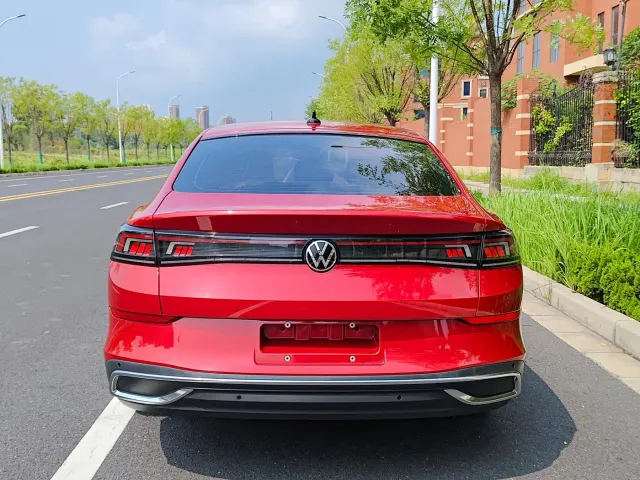 Volkswagen Lamando — Фото автомобиля 19