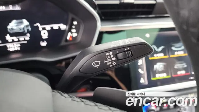 Audi Q3 40 TFSI quattro Premium — Фото автомобиля 28