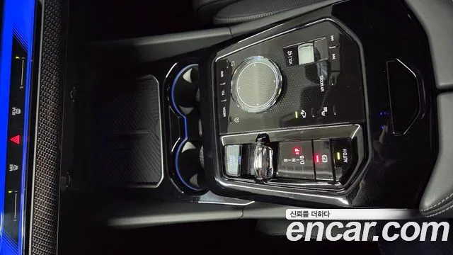BMW i5 — Фото автомобиля 9