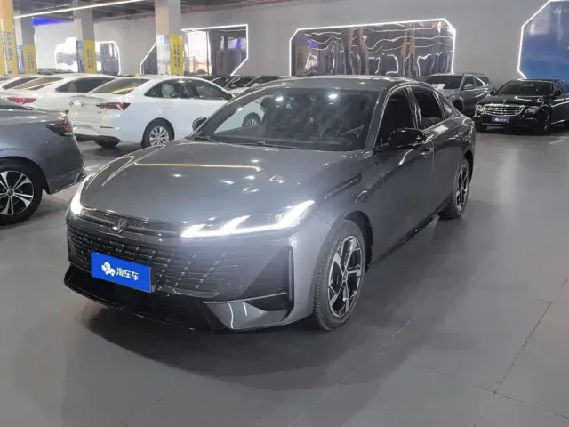 Фотография автомобиля — Changan Eado