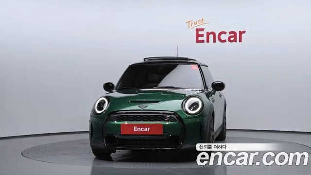 Mini Cooper — Фото автомобиля 3