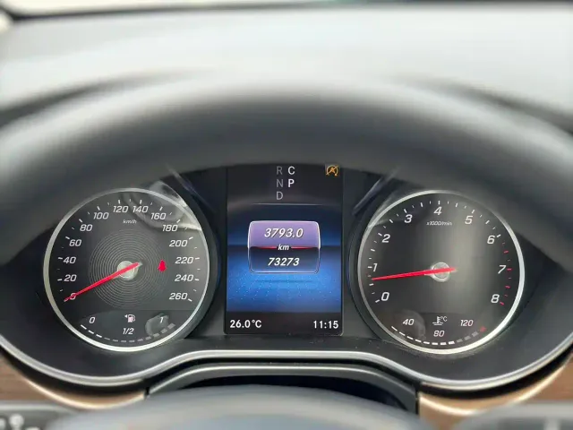 Mercedes-Benz V-Class — Фото автомобиля 14