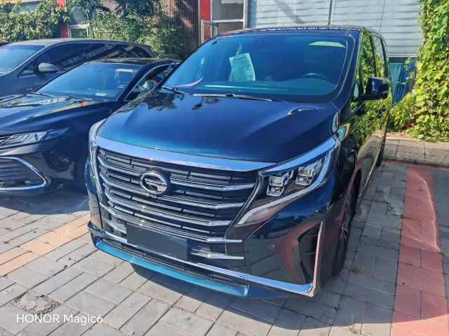 Фотография автомобиля — GAC Trumpchi M8