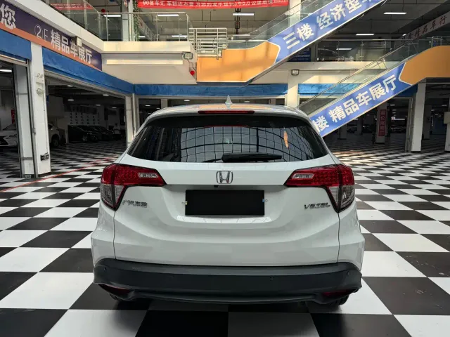 Honda Vezel — Фото автомобиля 5