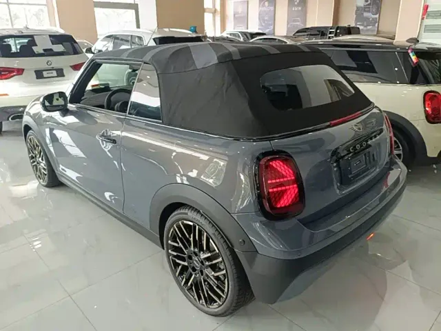 MINI Hatch — Фото автомобиля 4