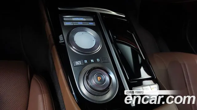 Genesis G80 Бензин 2.5 турбо AWD — Фото автомобиля 8