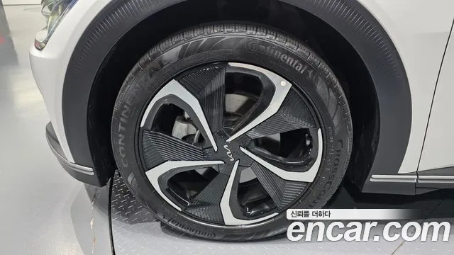 Kia EV6 — Фото автомобиля 5