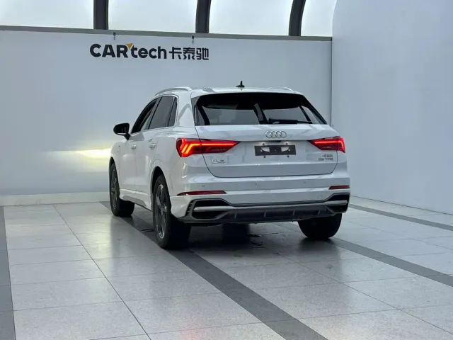 Audi Q3 — Фото автомобиля 3