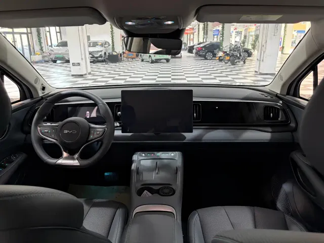 BYD Seal 05 DM-i — Фото автомобиля 9