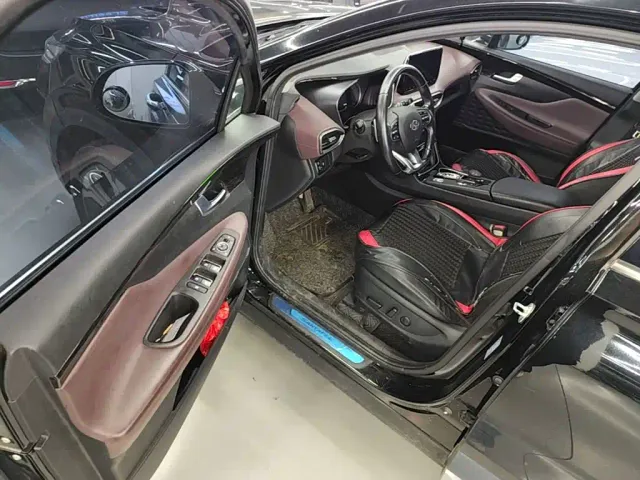 Hyundai Santa Fe — Фото автомобиля 15