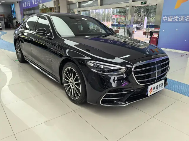 Mercedes-Benz S-Class — Фото автомобиля 3