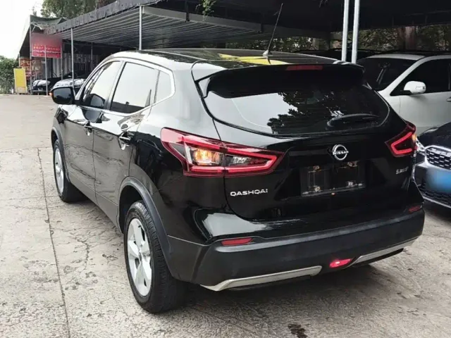Nissan Qashqai — Фото автомобиля 4