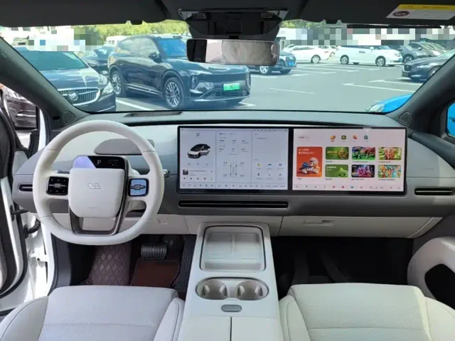 Li Auto i6 — Фото автомобиля 9