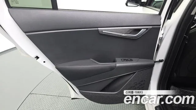 Kia Niro The All New — Фото автомобиля 14