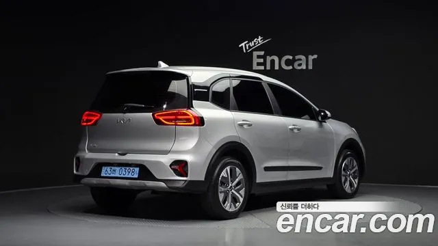 Kia Niro Niro Plus Air — Фото автомобиля 2