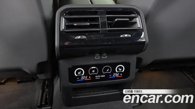 BMW 5 Series — Фото автомобиля 24