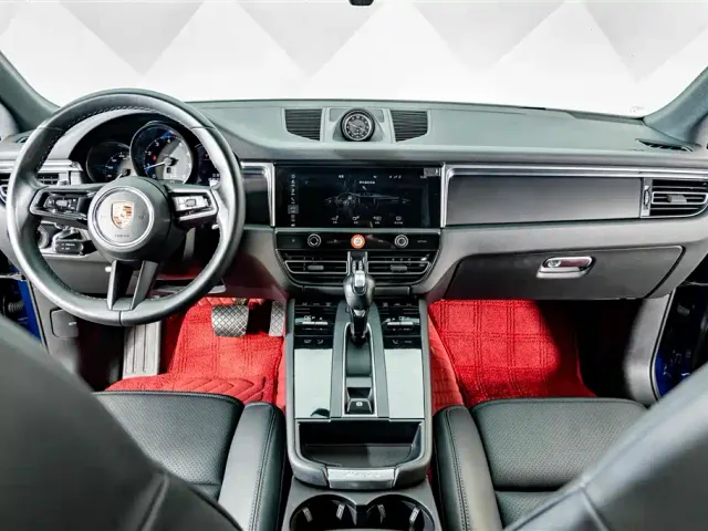 Porsche Macan — Фото автомобиля 12