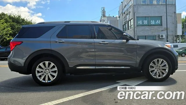 Ford Explorer Explorer 6 поколение — Фото автомобиля 3