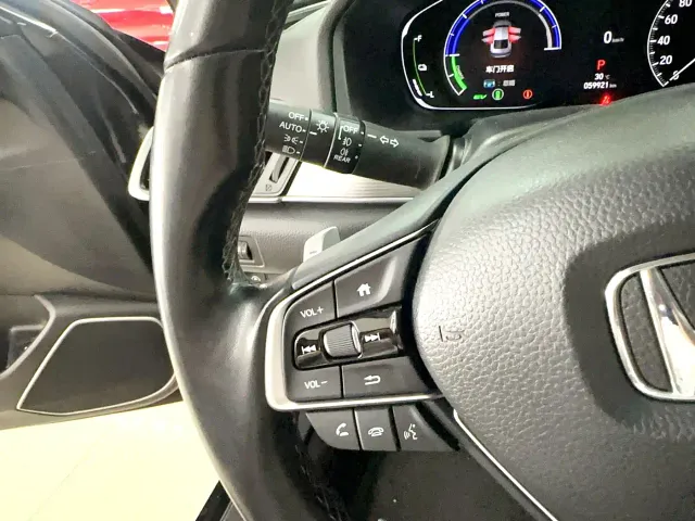 Honda Accord — Фото автомобиля 16