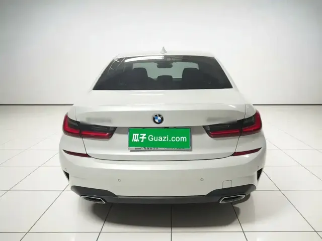 BMW BMW 3 Series 2022 320Li M Sport Package — Фото автомобиля 3