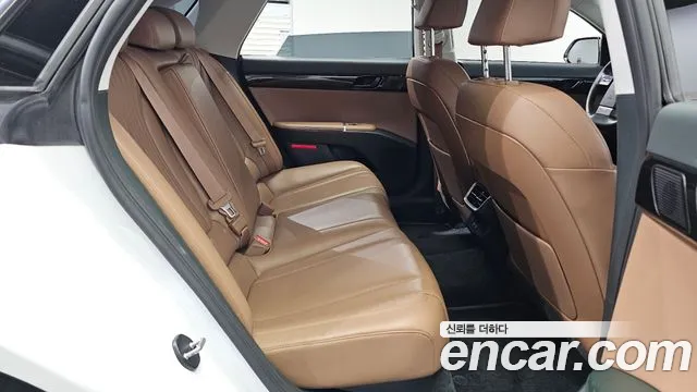 Hyundai Grandeur GN7 — Фото автомобиля 17