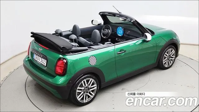 Mini Cooper Convertible — Фото автомобиля 2