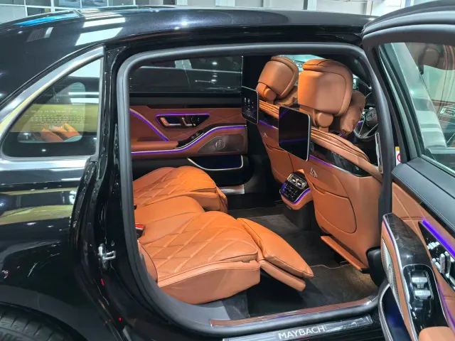 Mercedes-Benz Maybach S-Class — Фото автомобиля 20