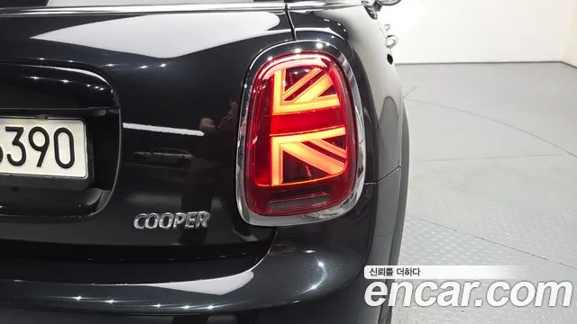Mini Cooper Cooper 5 дверей Classic — Фото автомобиля 22