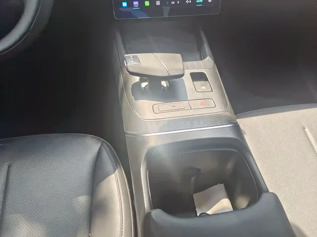 Changan Lamore — Фото автомобиля 8