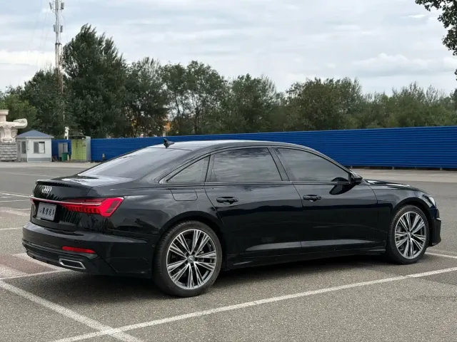 Audi A6L — Фото автомобиля 24
