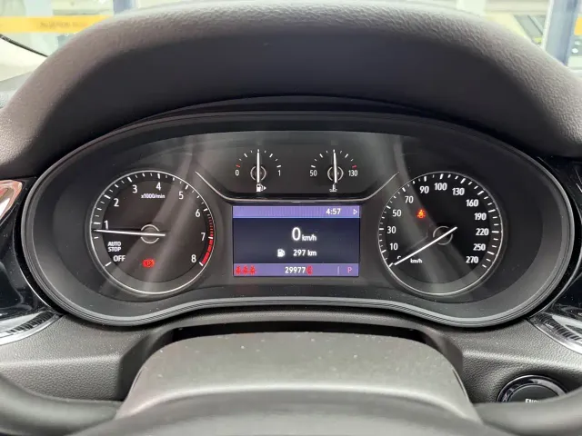 Buick Regal — Фото автомобиля 21