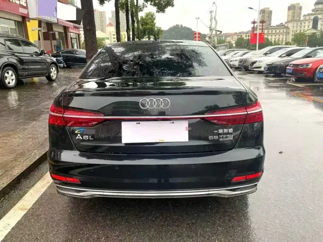 Audi A6L — Фото автомобиля 3