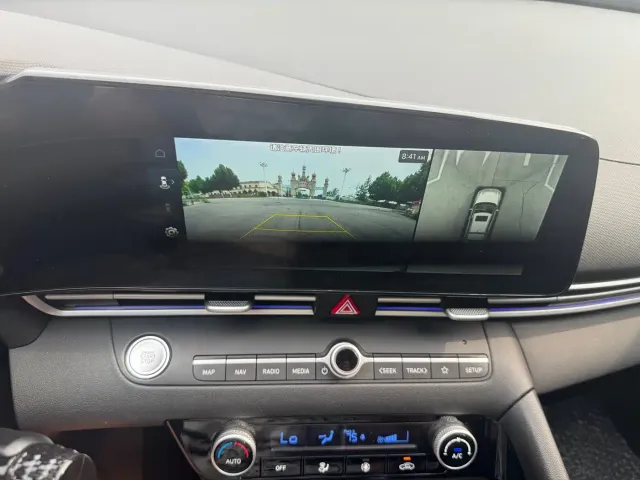 Hyundai Elantra — Фото автомобиля 11