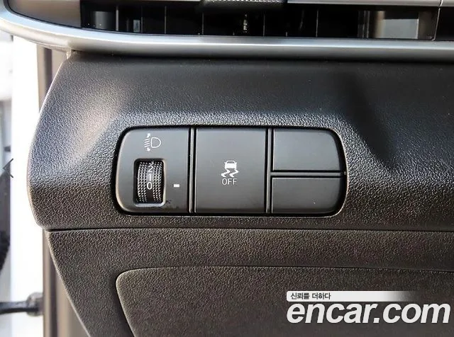 Hyundai Avante — Фото автомобиля 12