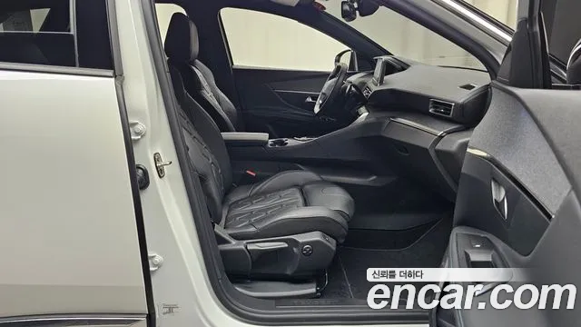 Peugeot 3008 — Фото автомобиля 11