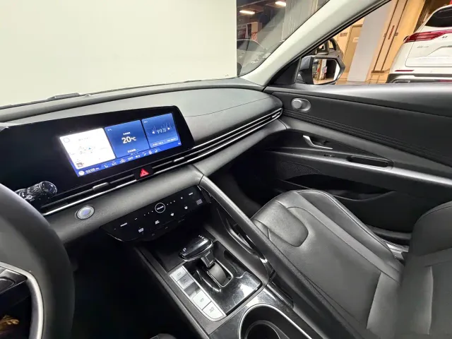 Hyundai Elantra — Фото автомобиля 11