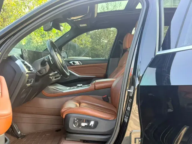 BMW X7 — Фото автомобиля 11