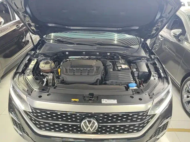 Volkswagen Passat — Фото автомобиля 19