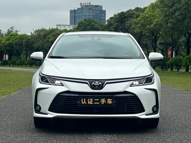 Toyota Corolla — Фото автомобиля 2
