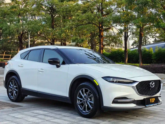 Mazda CX-4 — Фото автомобиля 3