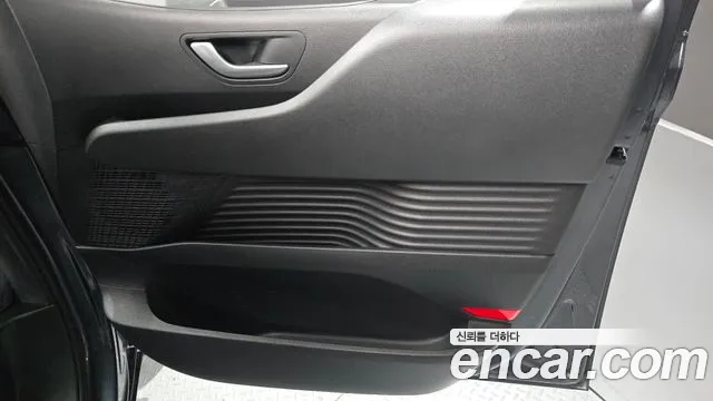 Hyundai Staria — Фото автомобиля 13