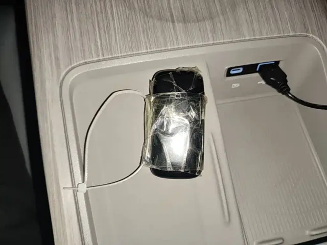 Geely Galaxy E8 — Фото автомобиля 8