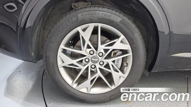 Genesis GV70 — Фото автомобиля 5