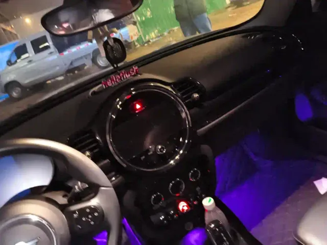 MINI Clubman — Фото автомобиля 13