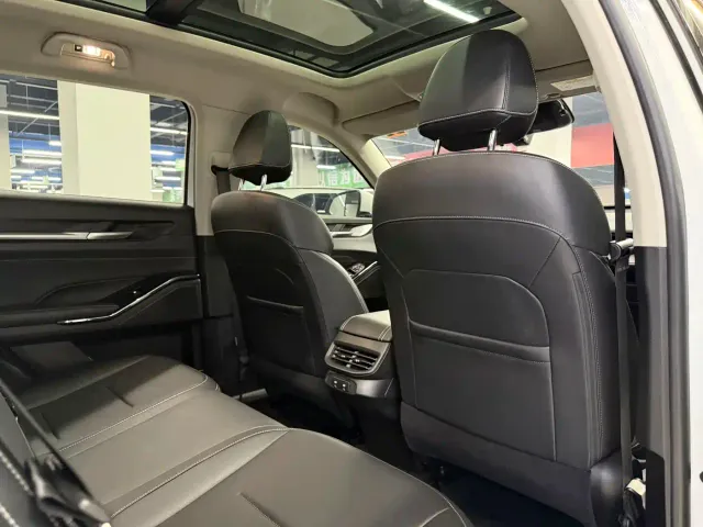 Haval H6 — Фото автомобиля 10