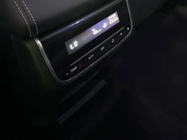 GAC Trumpchi GS8 — Фото автомобиля 17